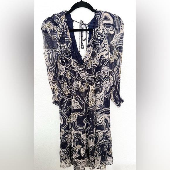 Printer Johnson Anthropologie Textured Midi Dress Moth Bug Print Ruffle Size SP - Picture 4 of 10